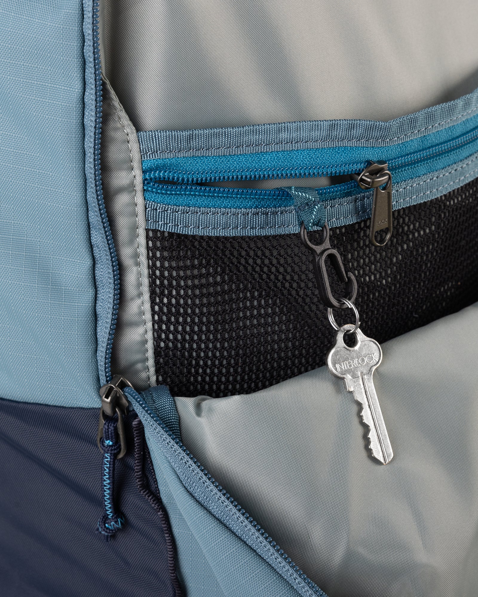 Axon Everyday Backpack - 20L - Washed Blue/Pure Navy - Image 4
