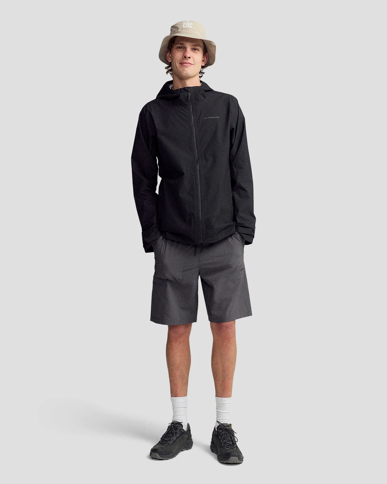 Coast To Coast - Men's Trailhead Stretch 2.5L Rain Jacket - Black Stingray - Image 10
