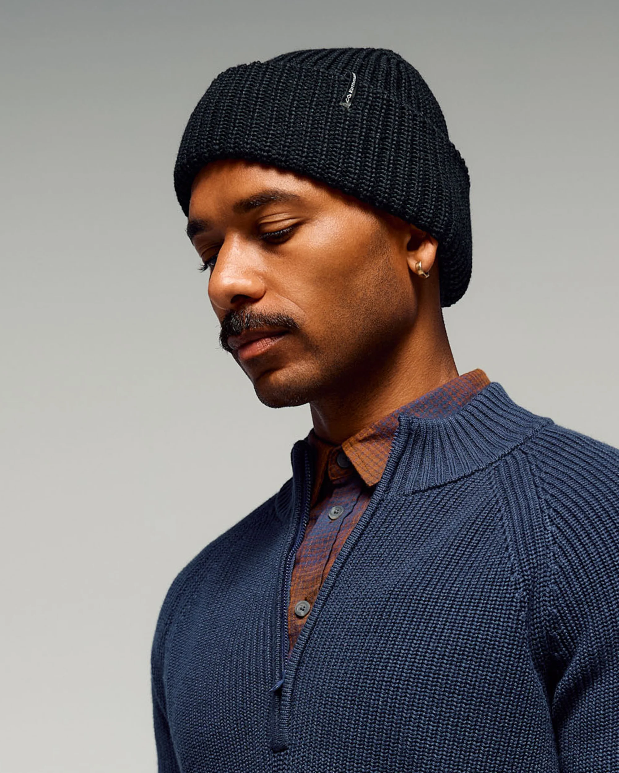 Chunky Beanie - Black Stingray