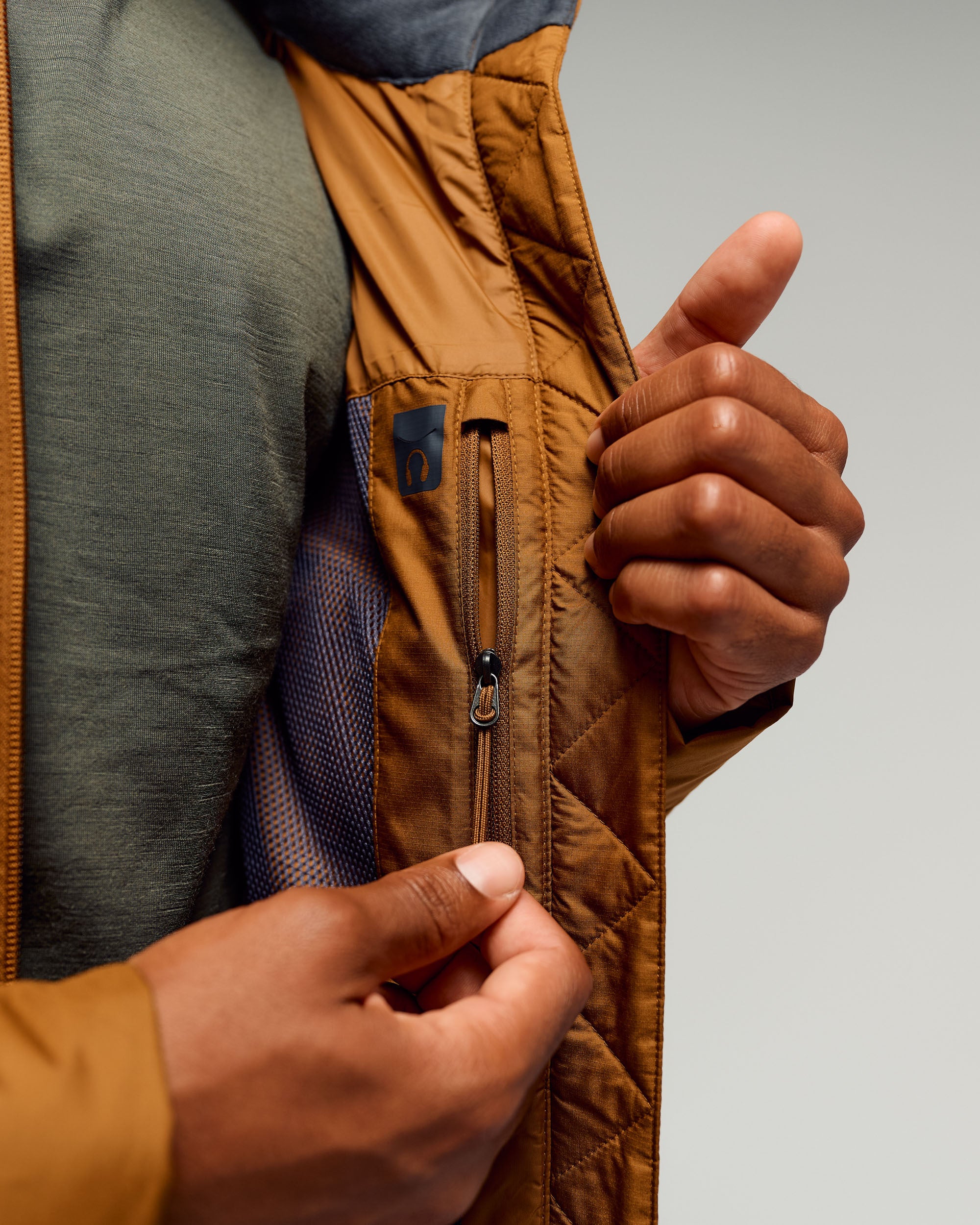 Men's Epiq Down Jacket - Bark - Image 6