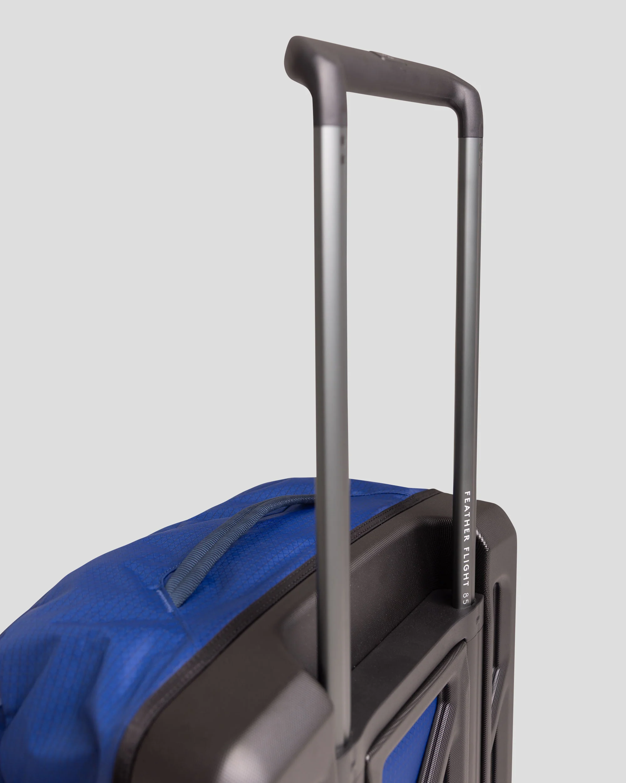 Feather Flight® Check-In - 85L - Bright Navy - Image 8