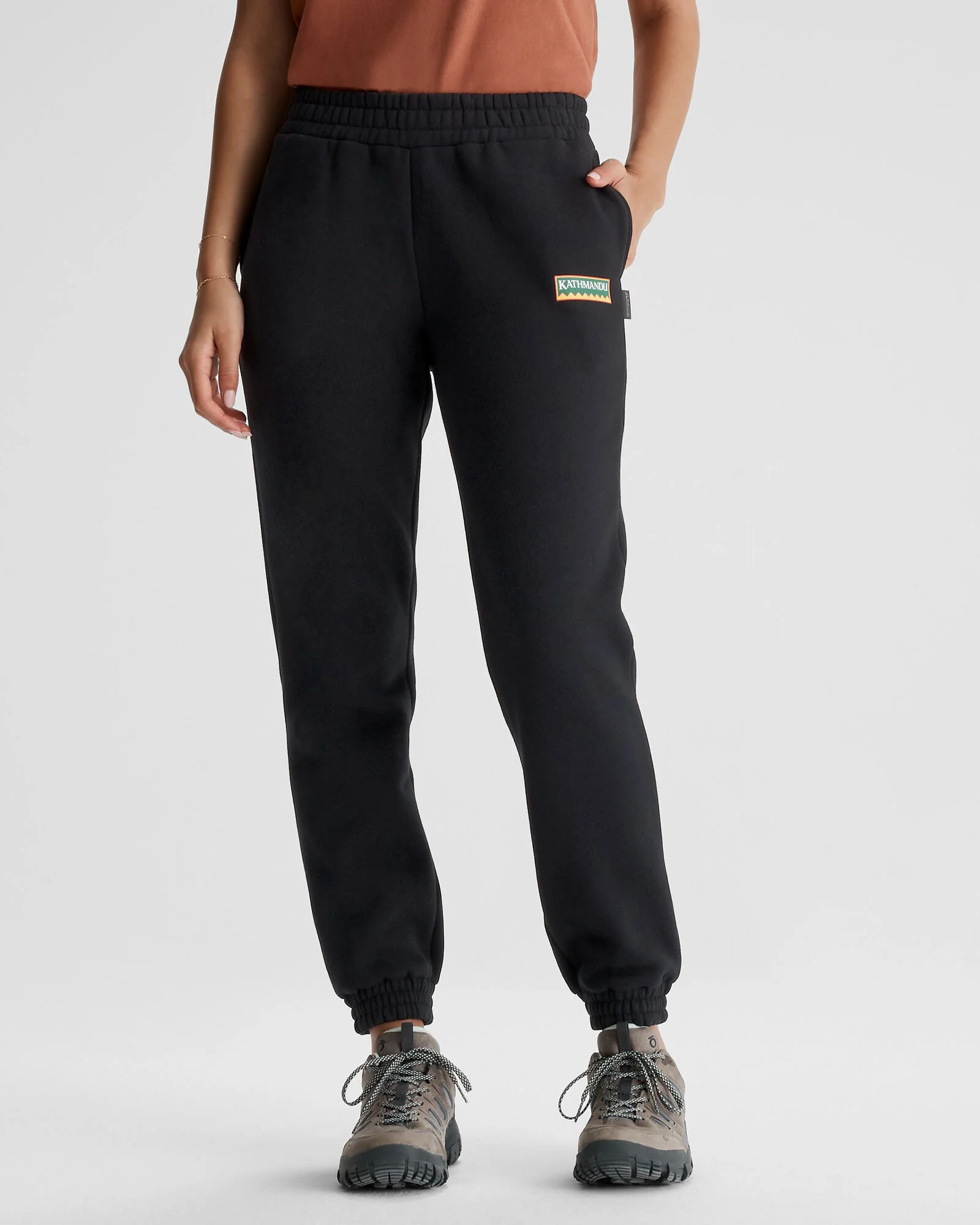 Women's Logo Slouchy BB Joggers - Black