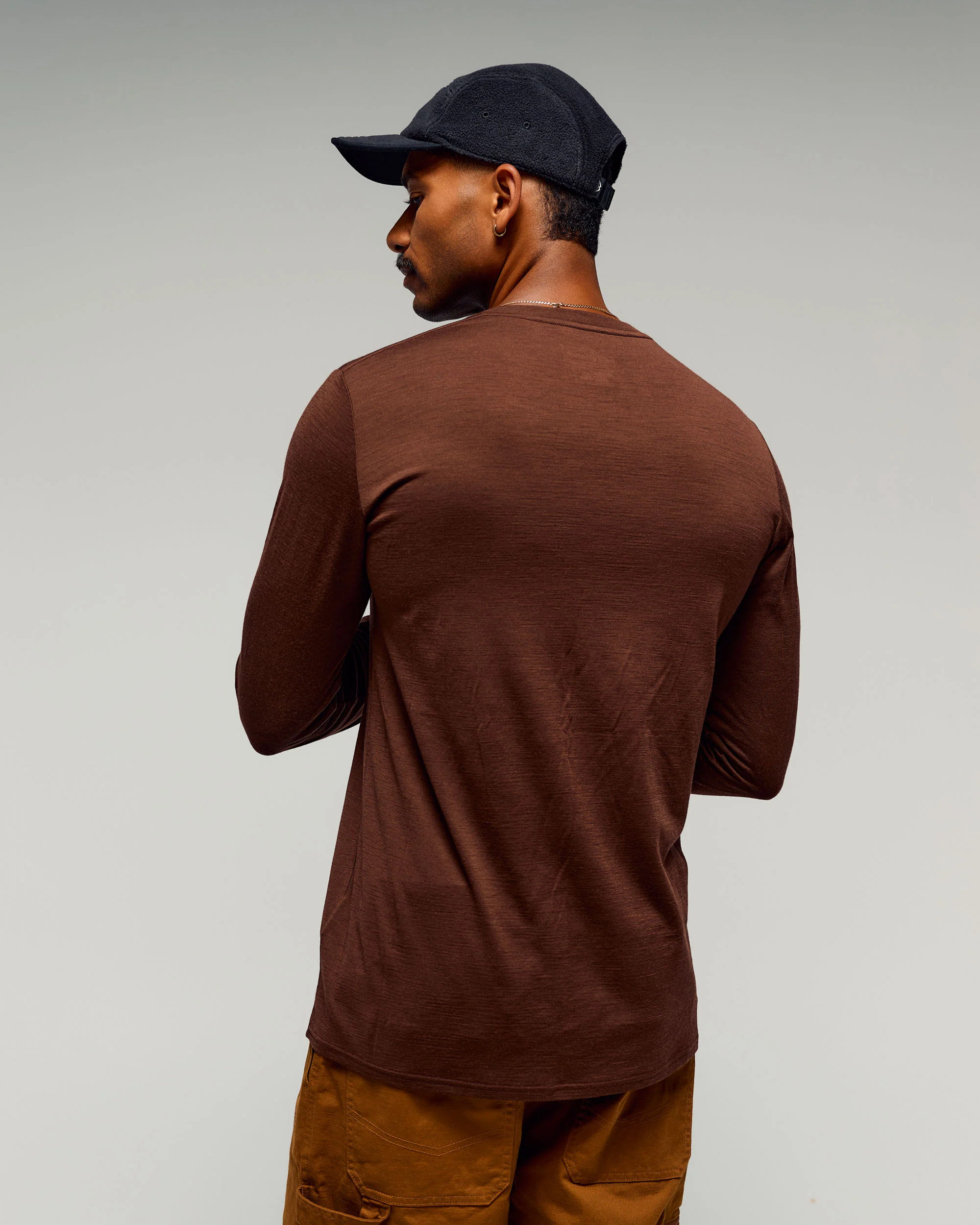 Men's 100% Merino Long Sleeve V-Top - Cocoa - Image 3