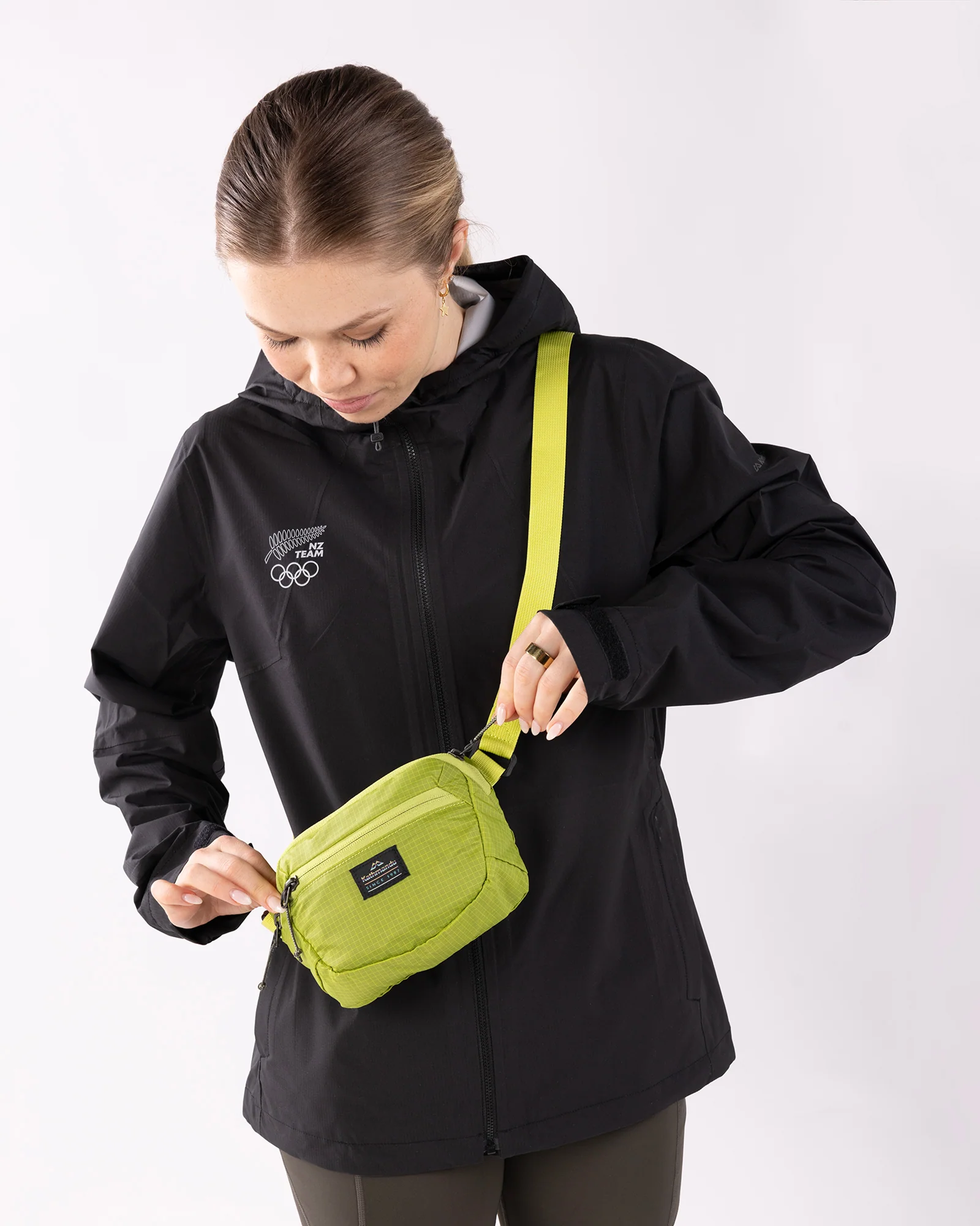 Women's Trailhead Stretch Rain Jacket - Black | New Zealand Team Supporters Collection - Image 4