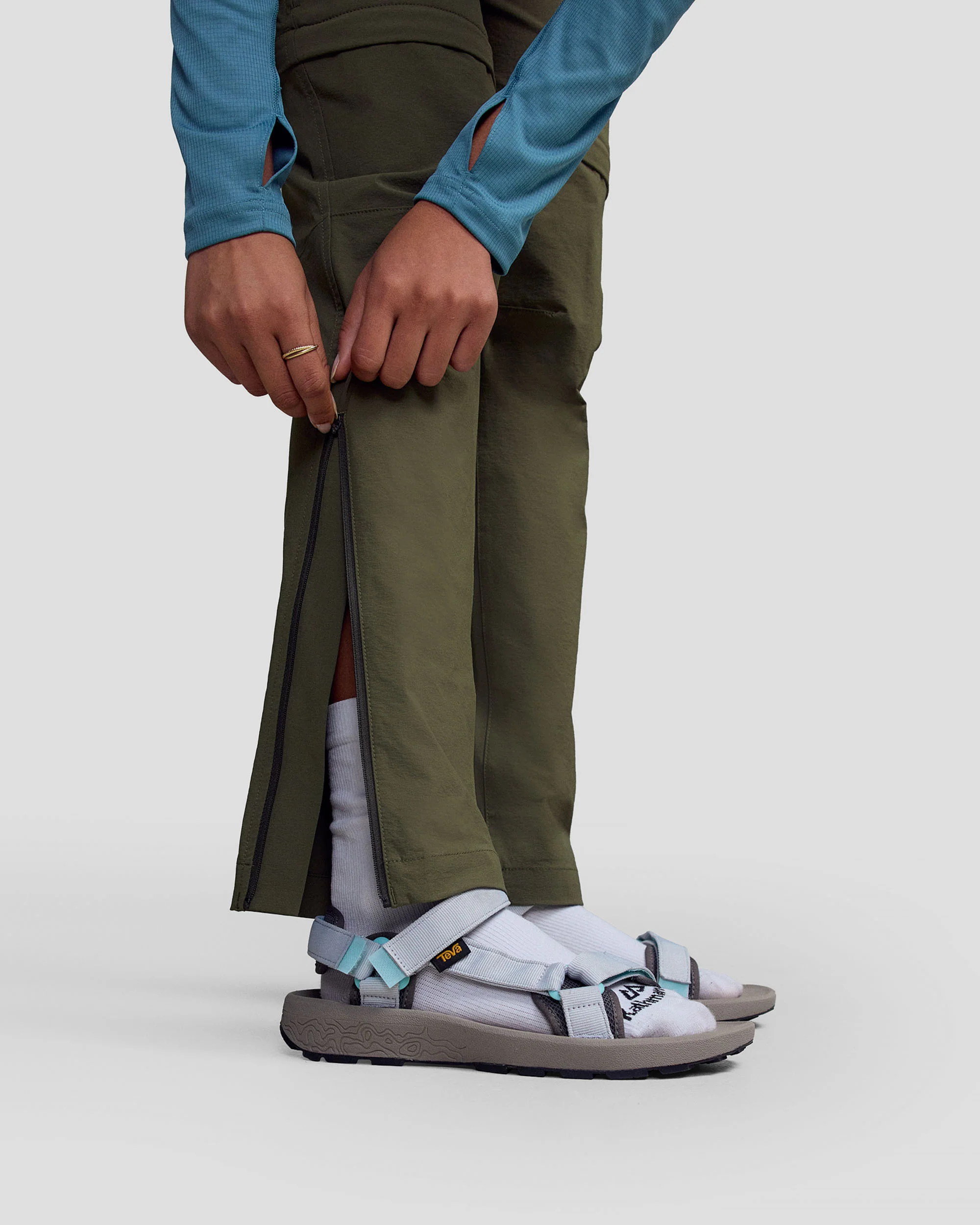 Women’s Ridge Convertible Pants - Light Moss - Image 5